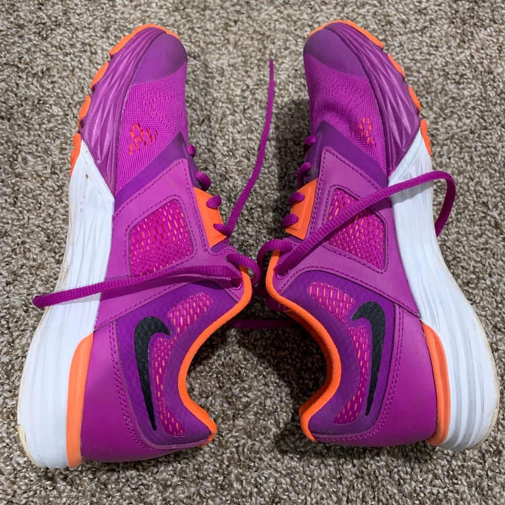 Nike Sneakers - Picture 2 of 3